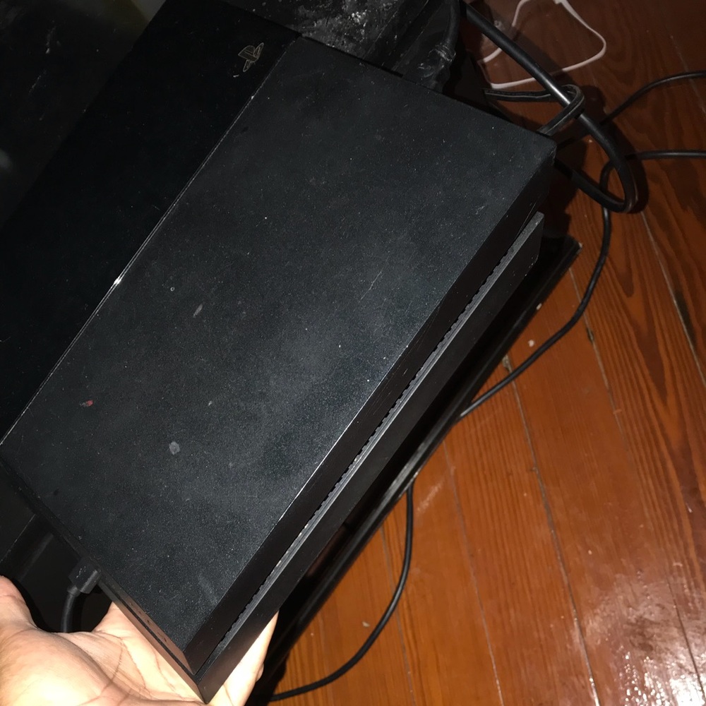Ps4 - Picture 2 of 4
